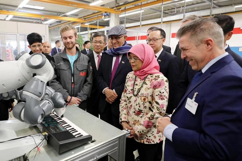 Singapura dapat belajar banyak dari sistem pendidikan Jerman: Presiden Halimah