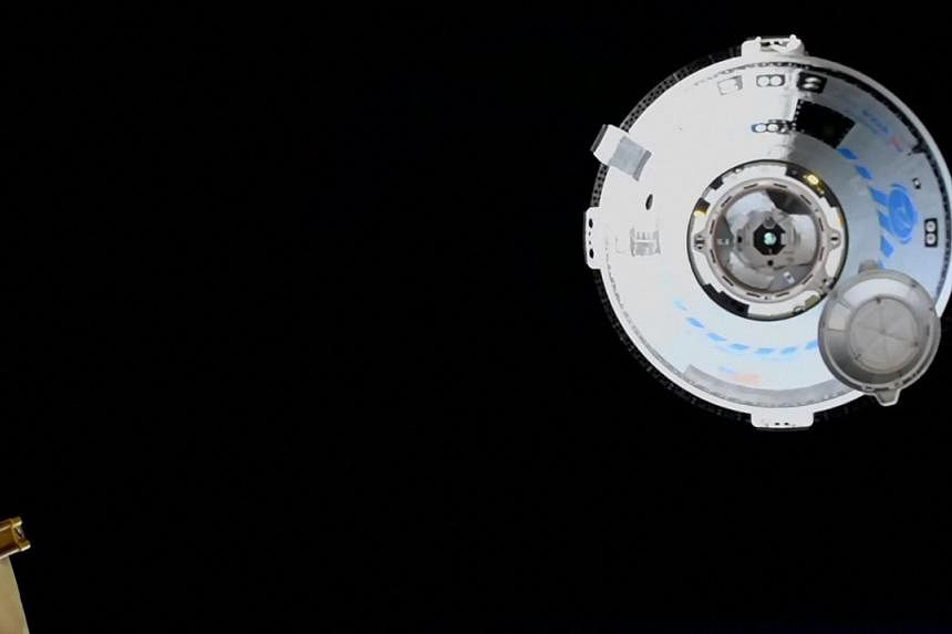 Kapsul Starliner Boeing berlabuh dengan stasiun luar angkasa dalam uji terbang tanpa awak
