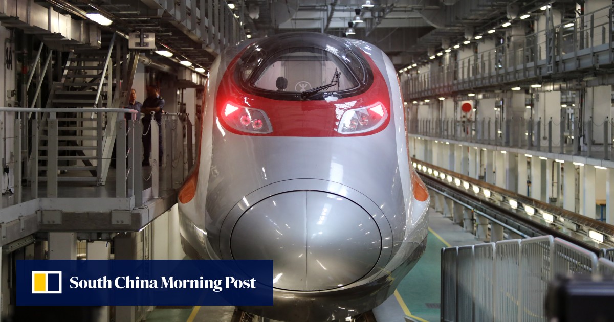 Hujan deras di China daratan memaksa Hong Kong untuk menghentikan layanan kereta api berkecepatan tinggi
